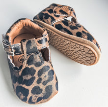 Load image into Gallery viewer, Leopard Booties
